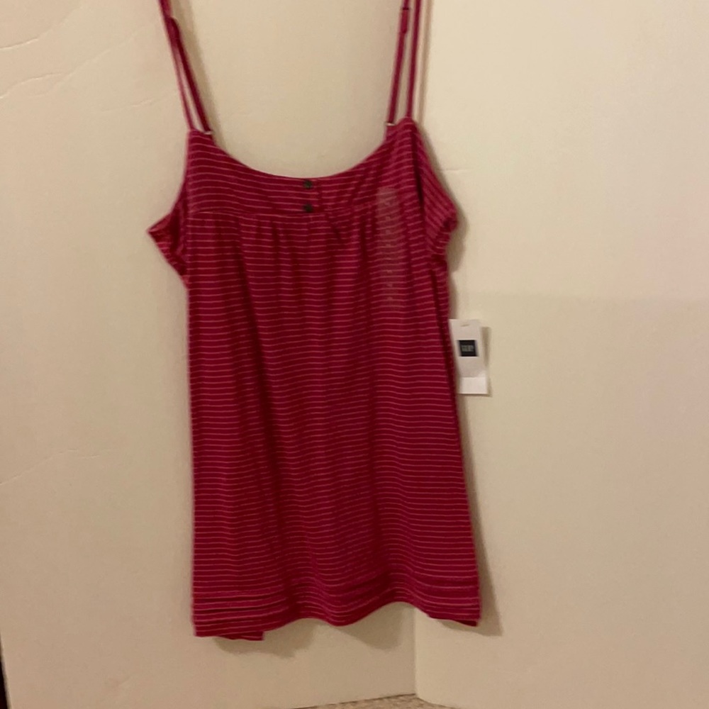 NWT Gap pink tank top